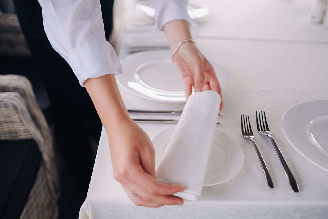 Restaurant Tablecloths & Napkins